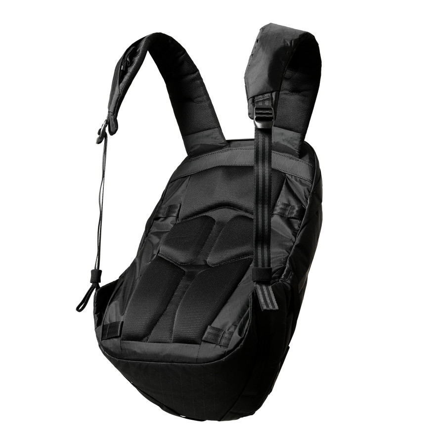 Daily Plus | Minimal 21L Backpack for EDC & Travel – Able Carry Daily Plus | Minimal 21L Backpack for EDC & Travel – Able Carry
